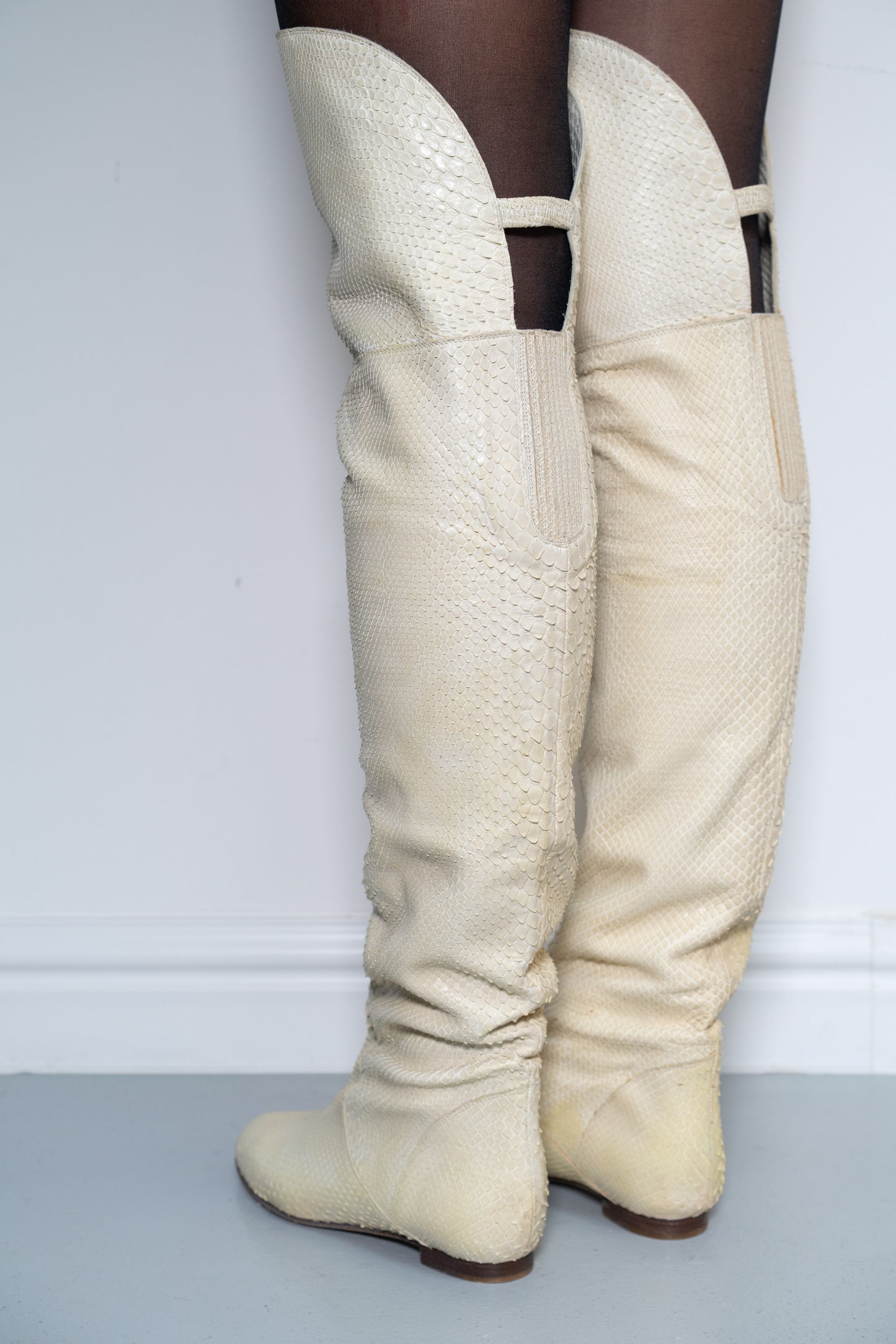 CHLOE SNAKESKIN BOOTS (EU 36)