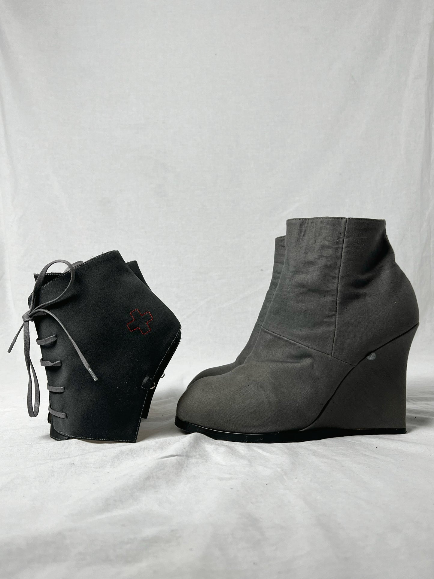 AF VANDEVORST 1980s WEDGE (EU 40)