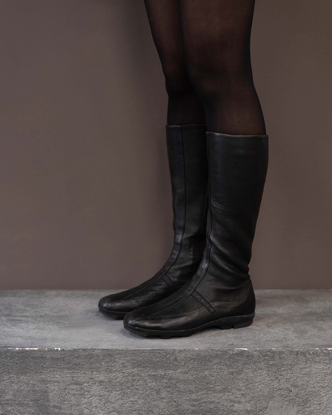 PRADA BOXING BOOTS (EU 39.5)