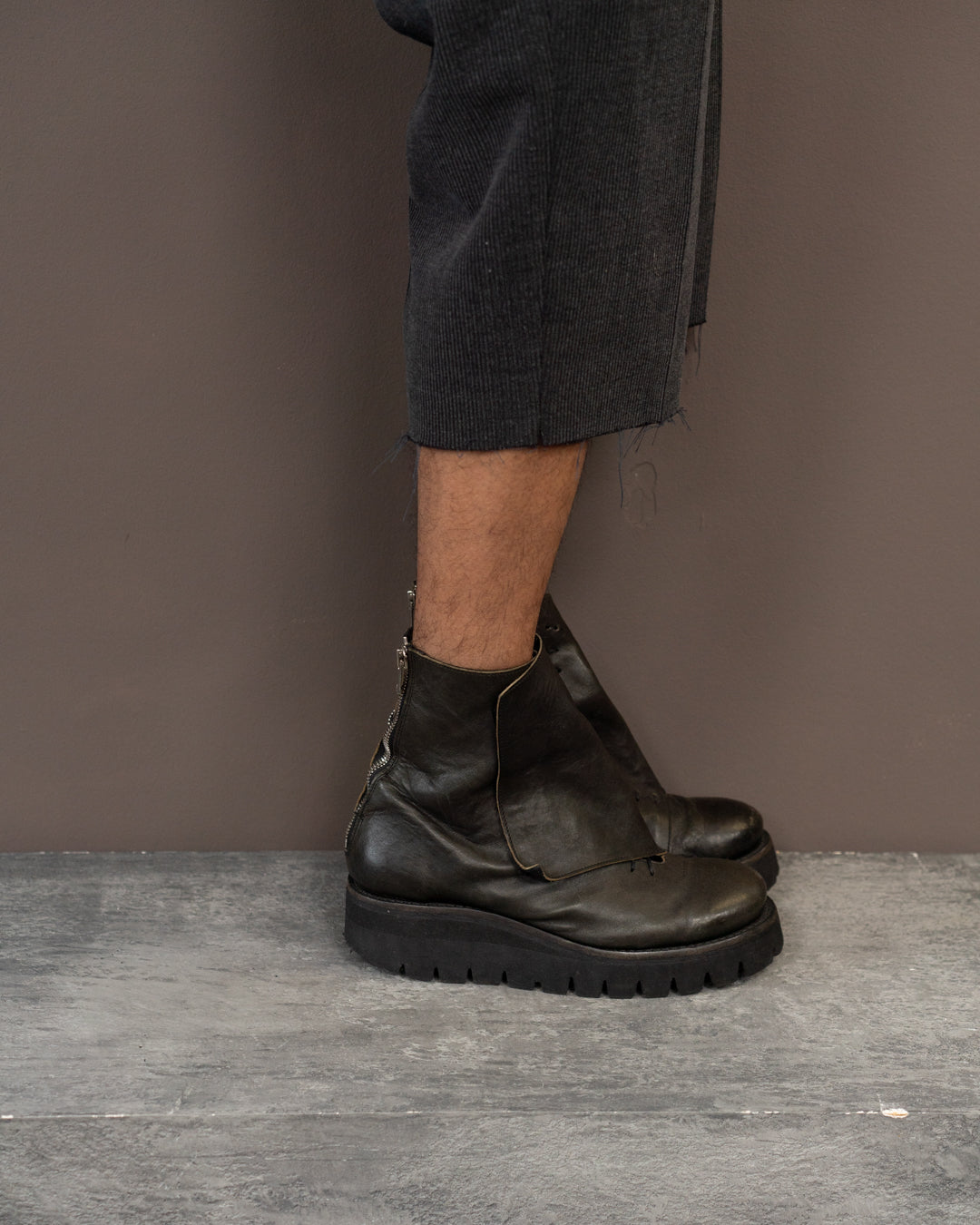 PORTAILLE HORSE LEATHER CROSS STRAP BOOTS (EU 43)