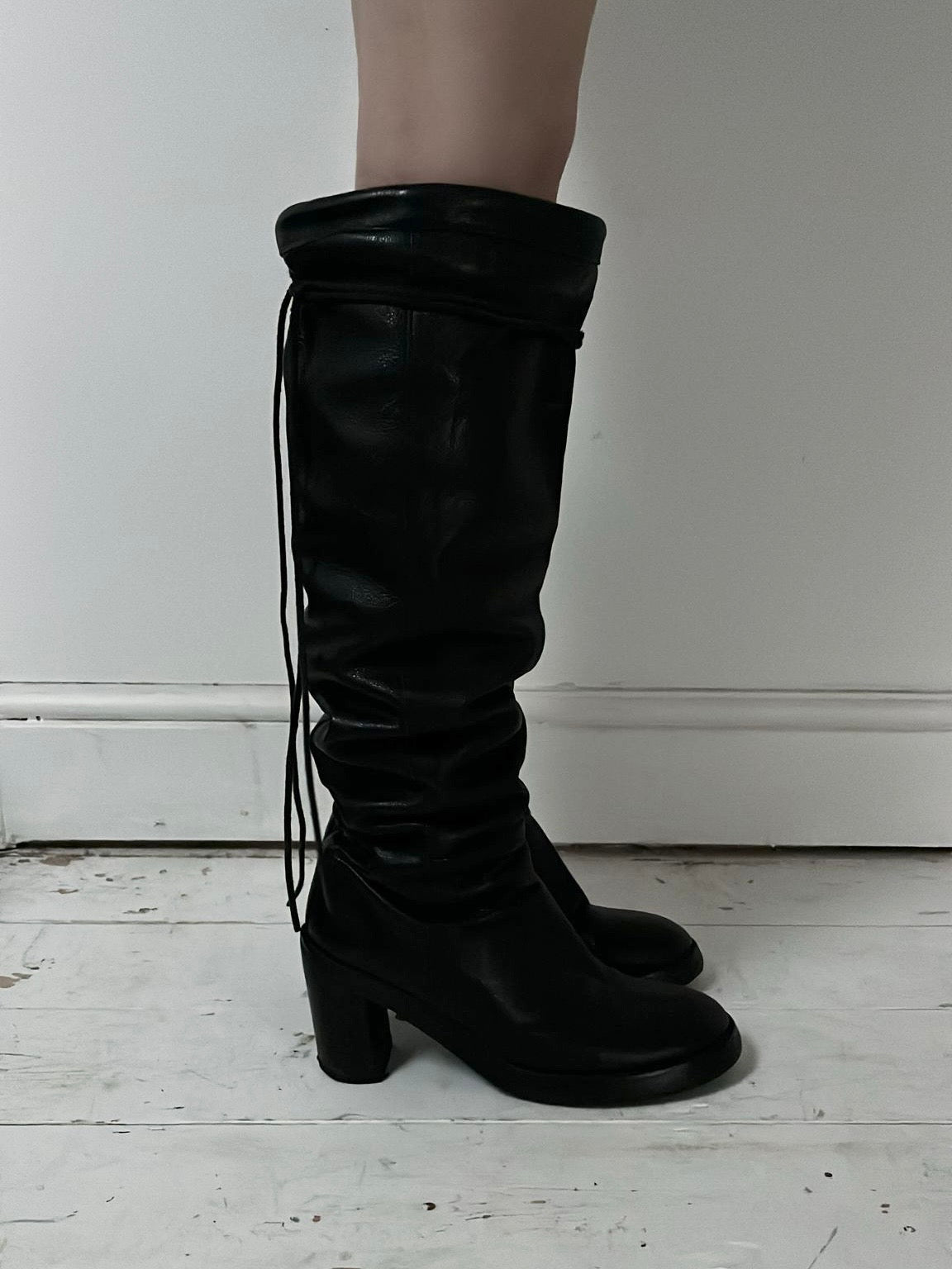 ANN DEMEULEMEESTER KNEE HIGH BOOTS (EU 40, FITS 41)
