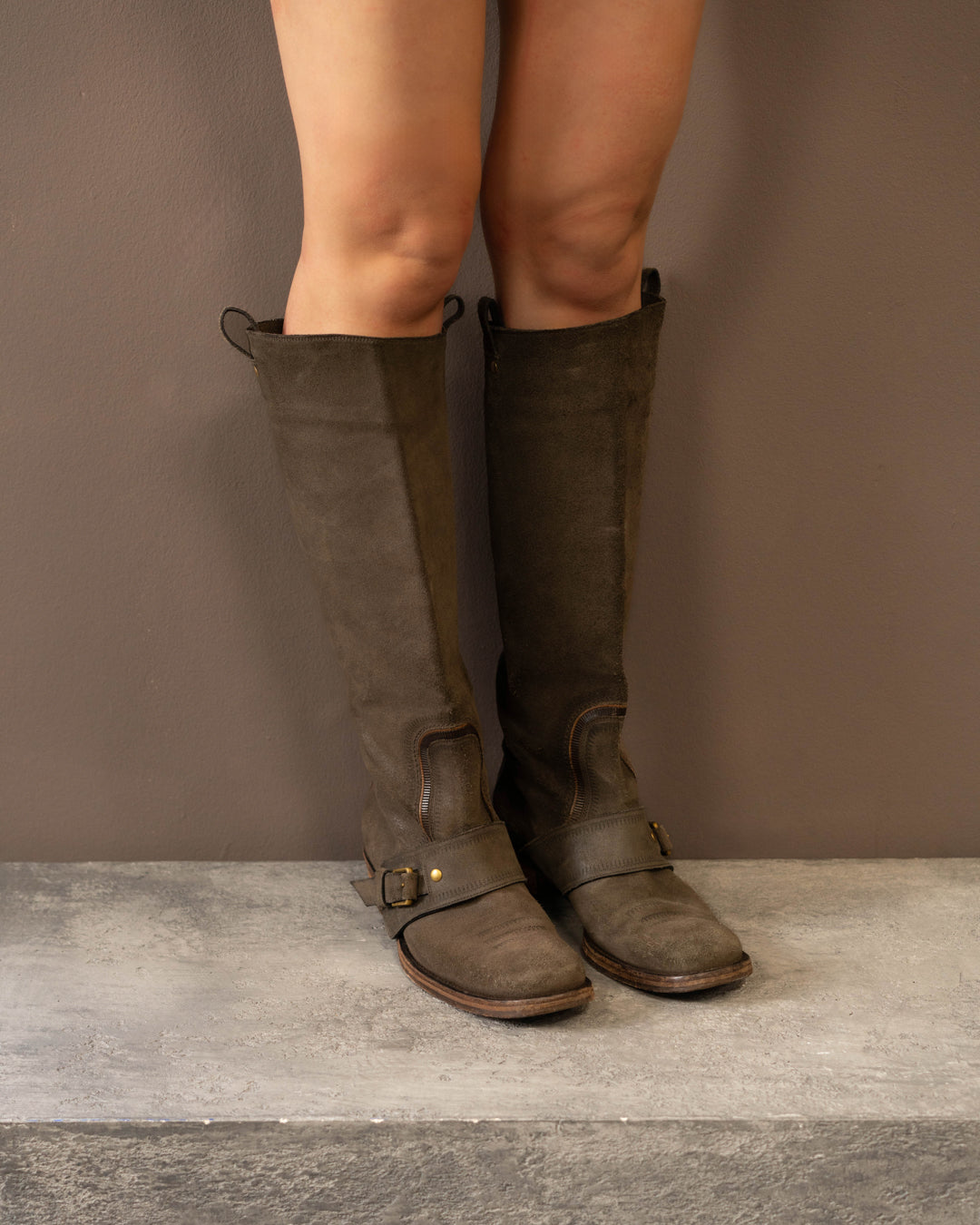 BOTTEGA VENETTA SUEDE BOOTS (EU 41)