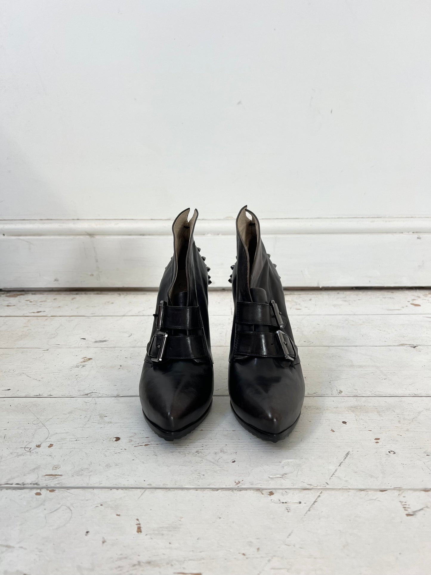 ALEXANDER MCQUEEN HEELS (EU 36)