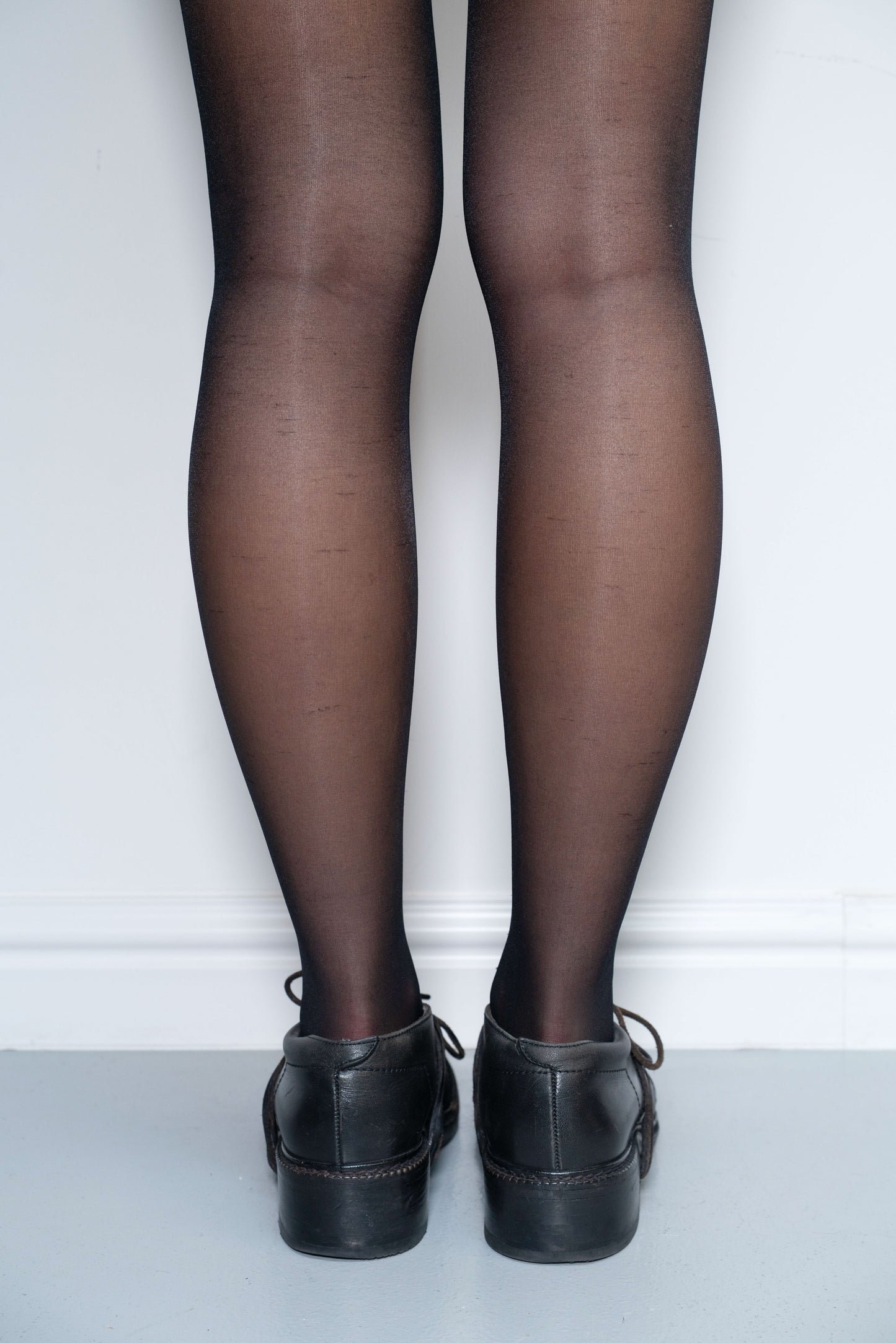 DIRK BIKKEMBERGS 90S LACE THROUGH BOOTS (EU 39)