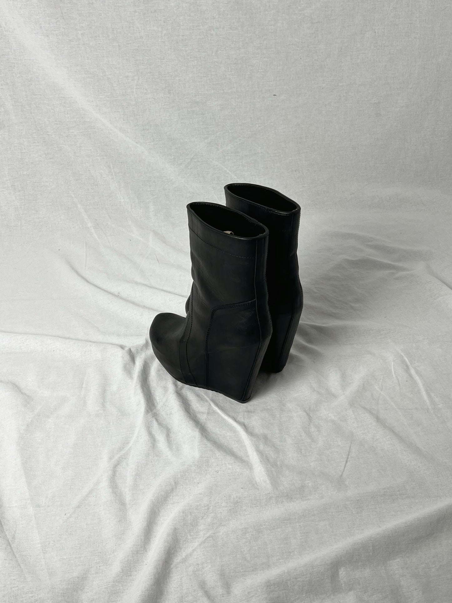 RICK OWENS HIDDEN HEEL BOOT