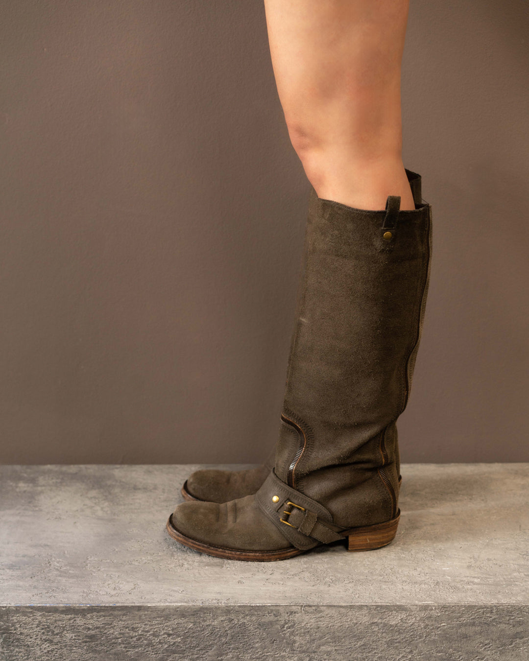 BOTTEGA VENETTA SUEDE BOOTS (EU 41)