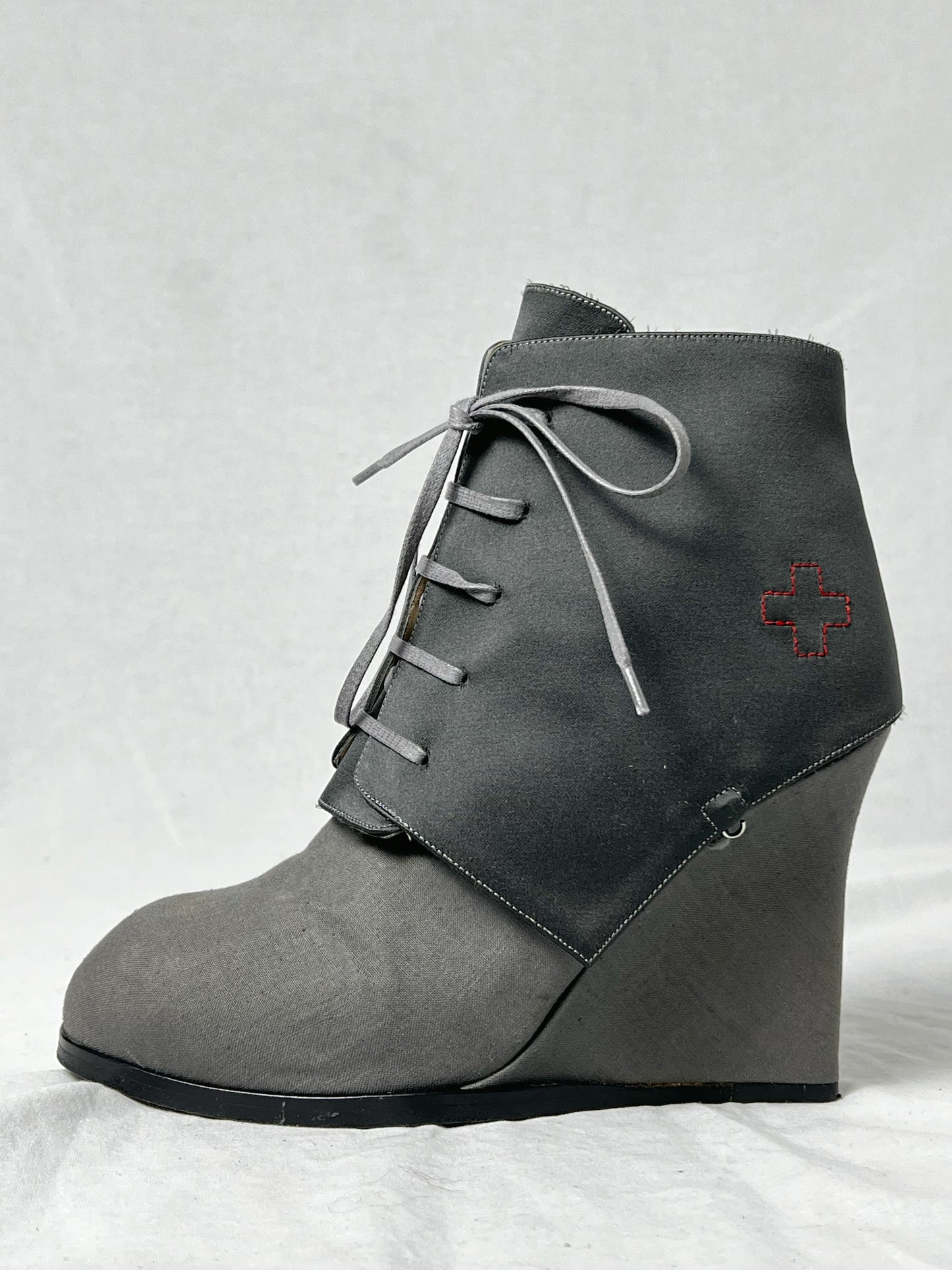 AF VANDEVORST 1980s WEDGE (EU 40)