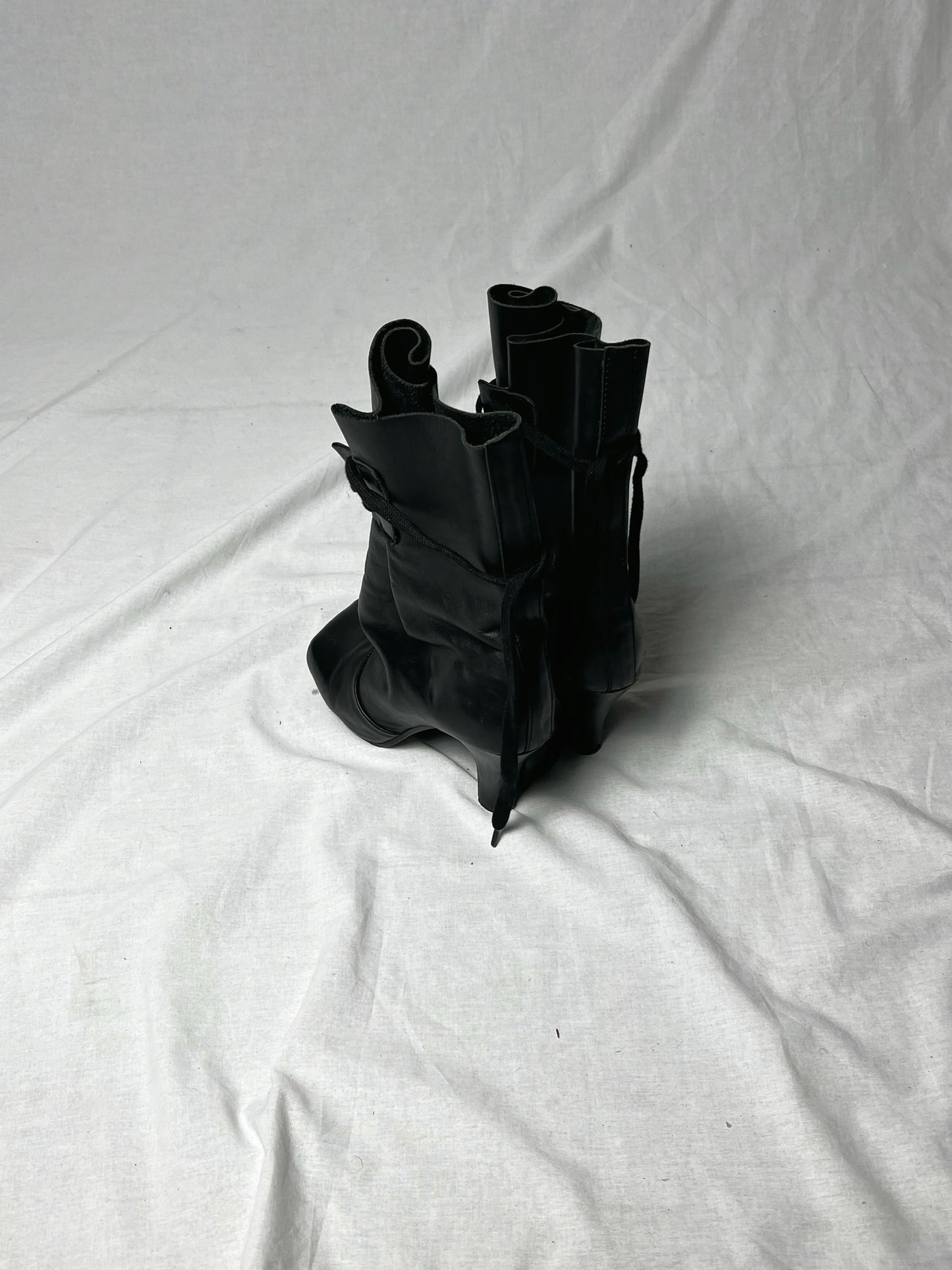 VIVIENNE WESTWOOD F/W 2009 ANIMAL TOE