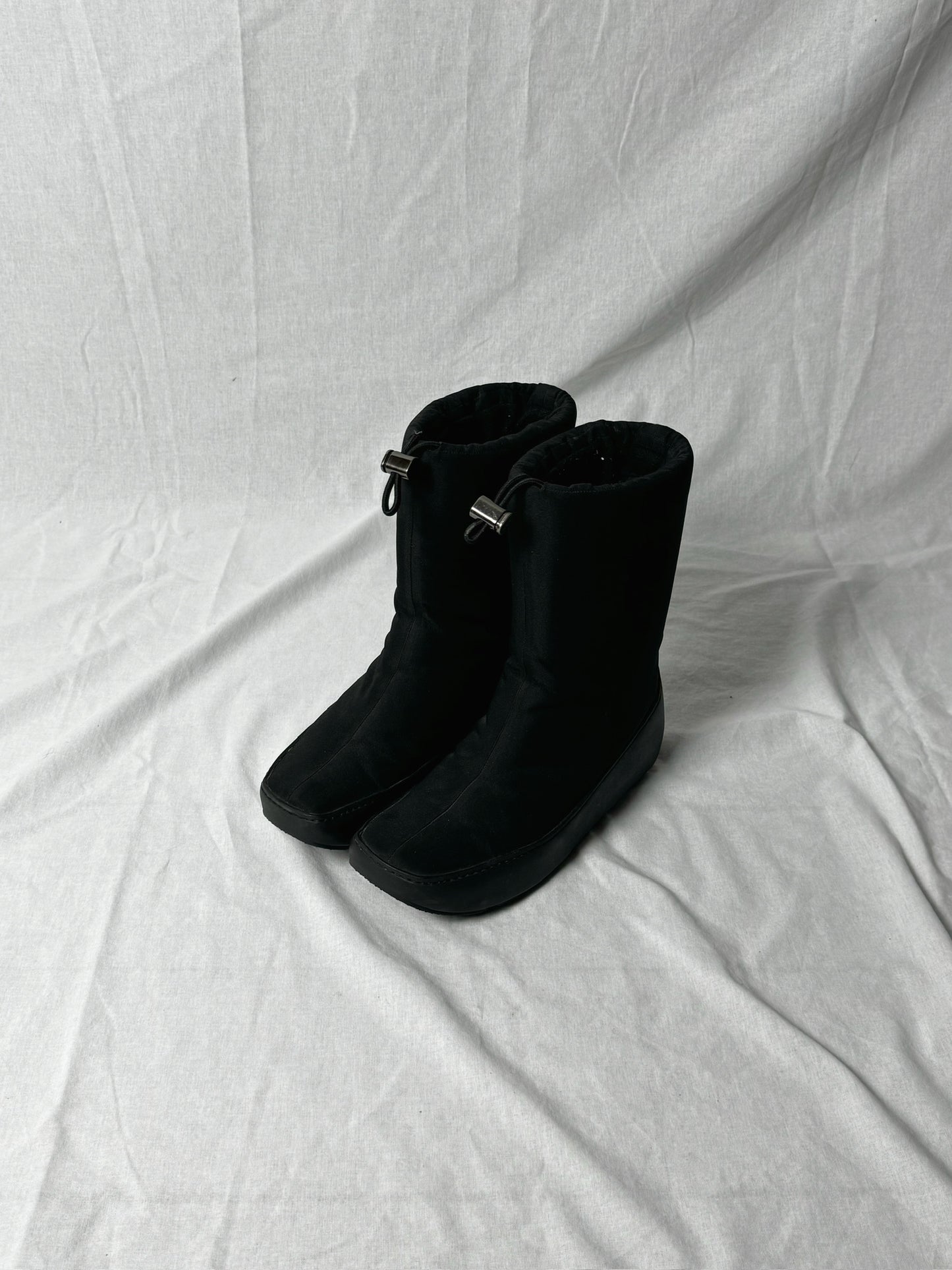 PRADA SNOW BOOT (EU 37)