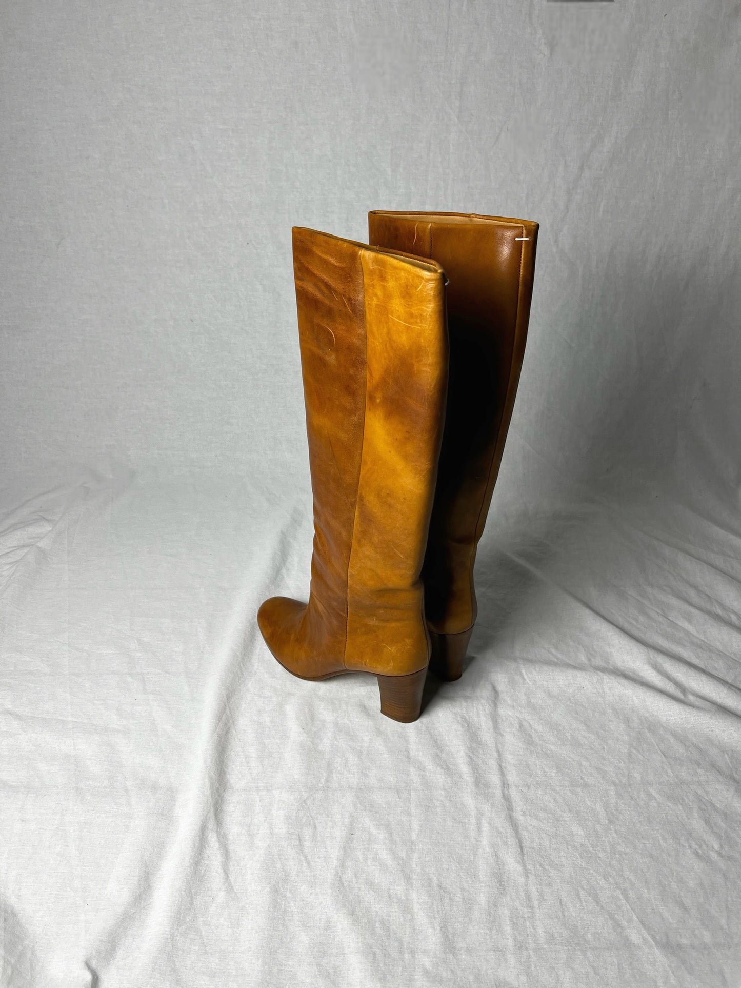 MARGIELA TWO TONE KNEE HIGH
