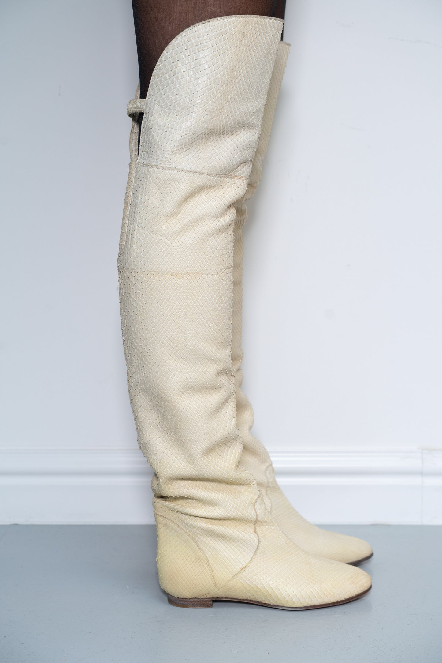 CHLOE SNAKESKIN BOOTS (EU 36)