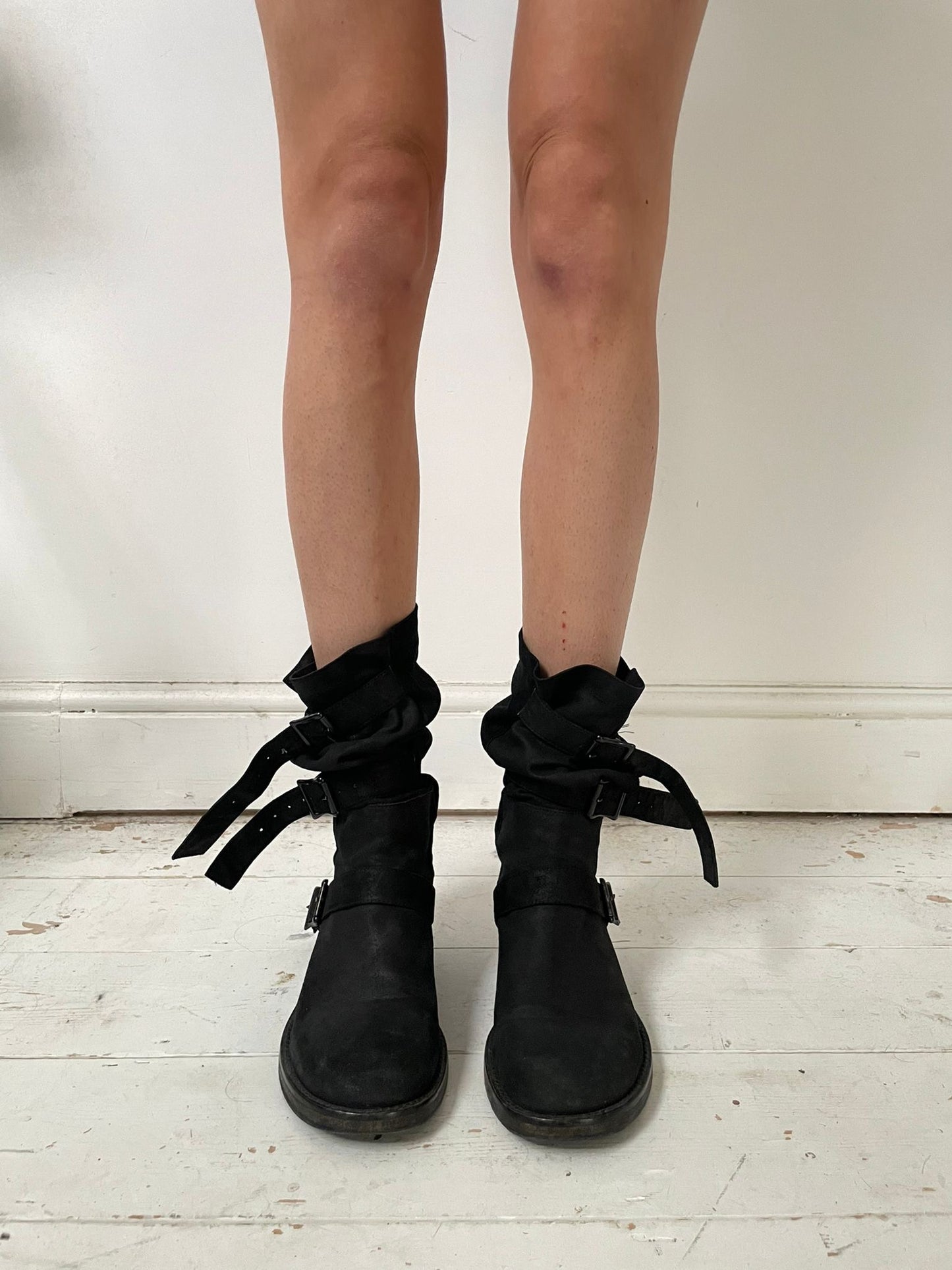 ANN DEMEULEMEESTER SUEDE BOOTS (EU 38, FITS LIKE 39)