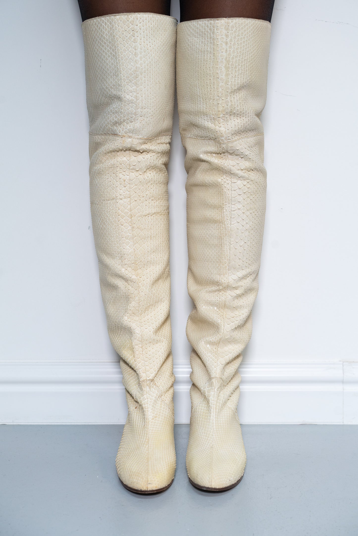 CHLOE SNAKESKIN BOOTS (EU 36)