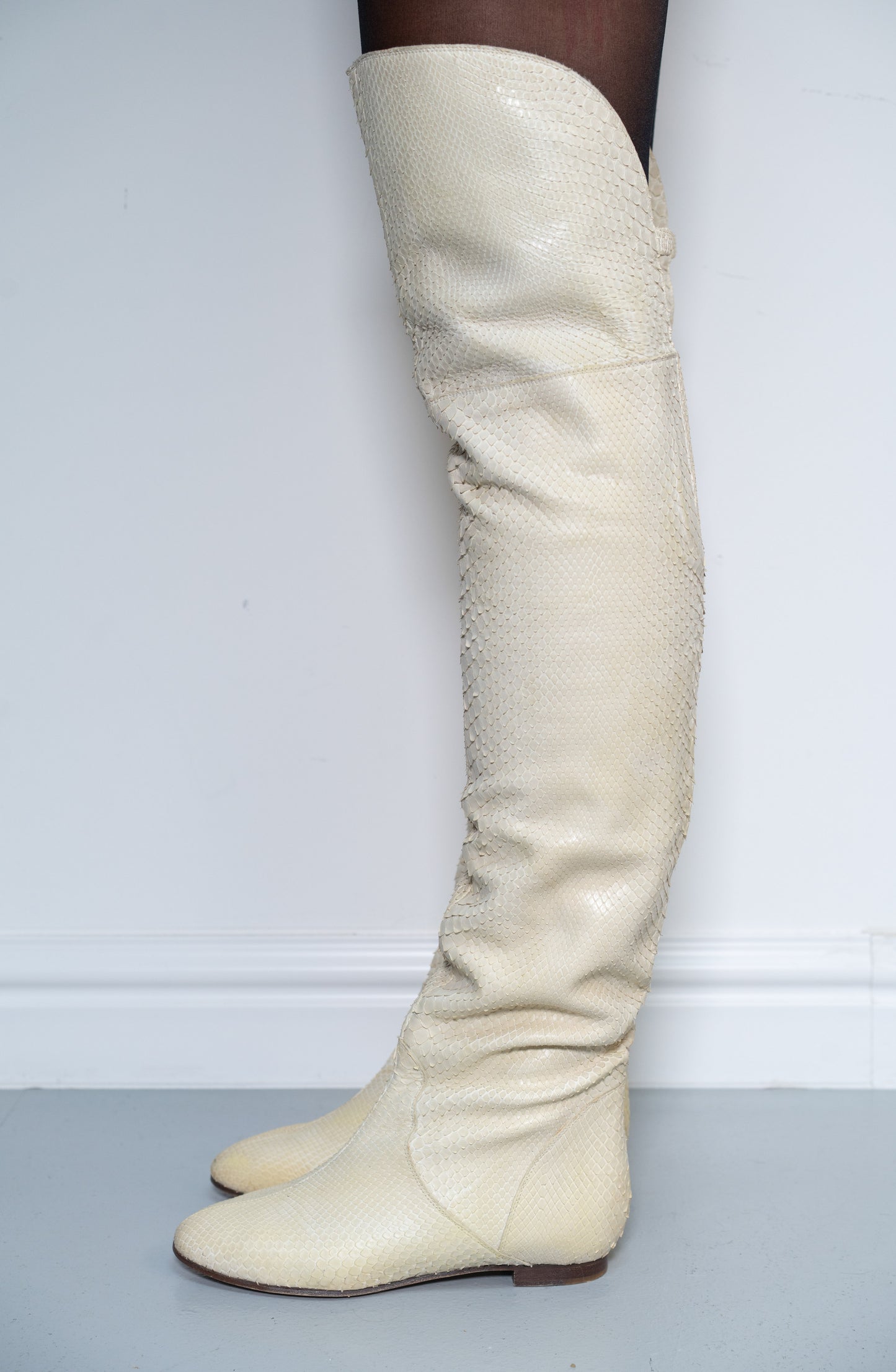 CHLOE SNAKESKIN BOOTS (EU 36)