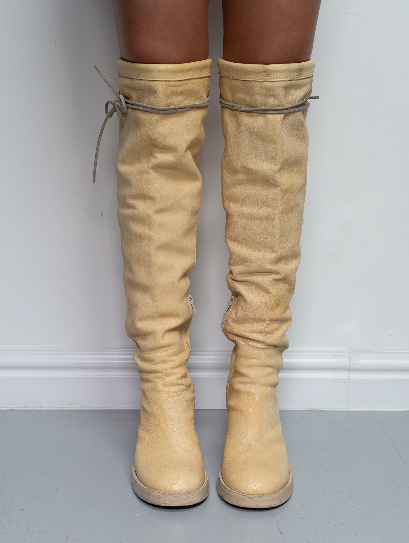 ANN DEMEULEMEESTER KNEE HIGH BOOTS (EU 38.5)