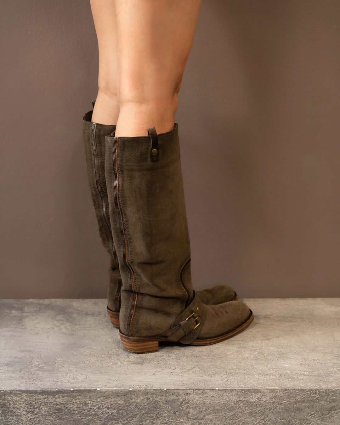 BOTTEGA VENETTA SUEDE BOOTS (EU 41)