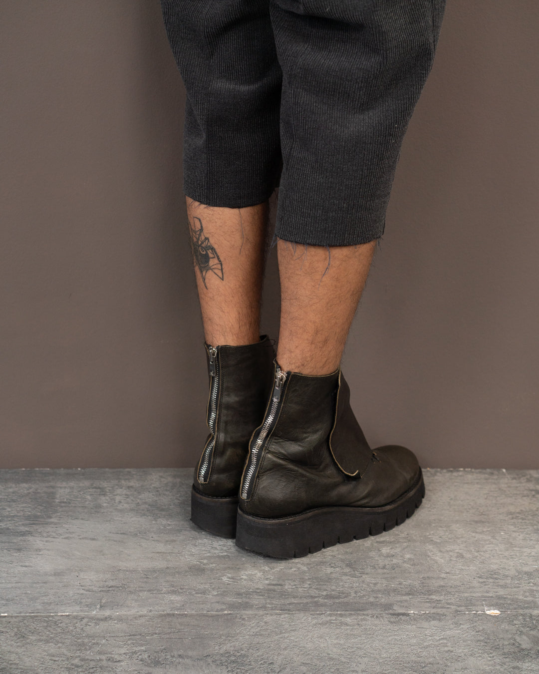 PORTAILLE HORSE LEATHER CROSS STRAP BOOTS (EU 43)