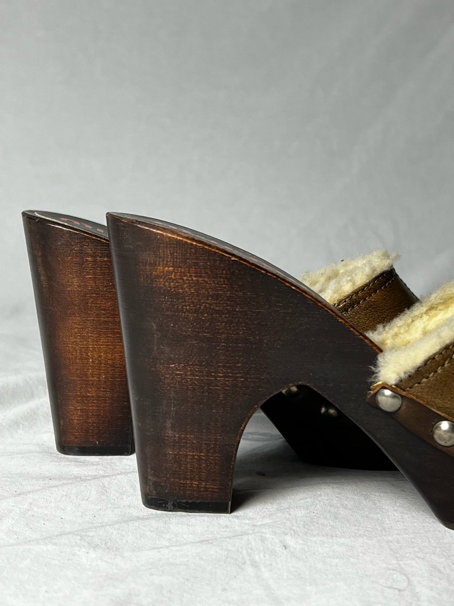 MIU MIU WOODEN CLOG