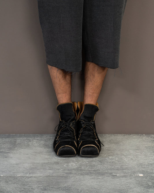 OLD CURIOSITY SHOP SUEDE HOG TOE BOOT (EU 44)
