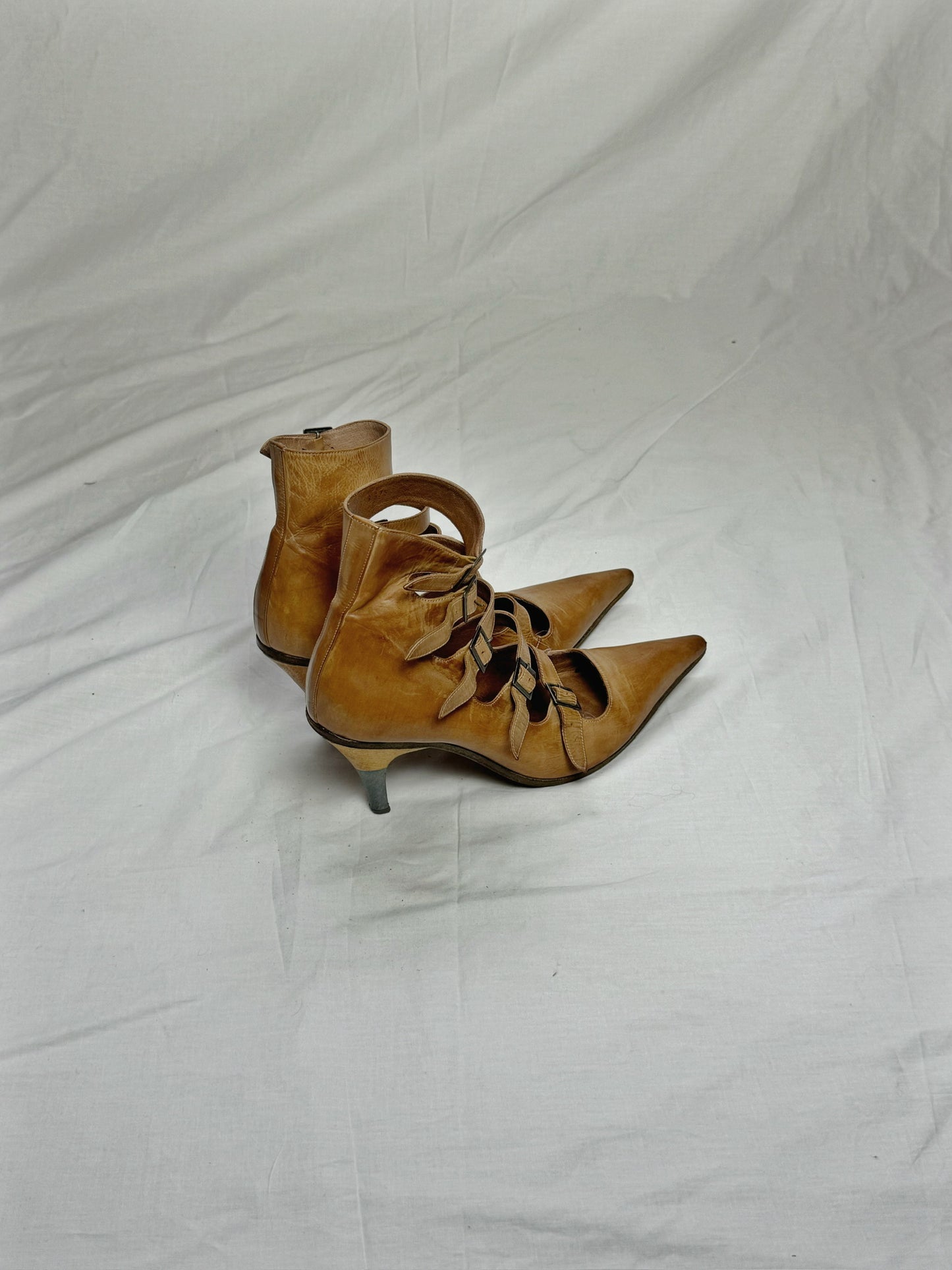 DRIES VAN NOTEN STRAP HEEL (EU 37.5)
