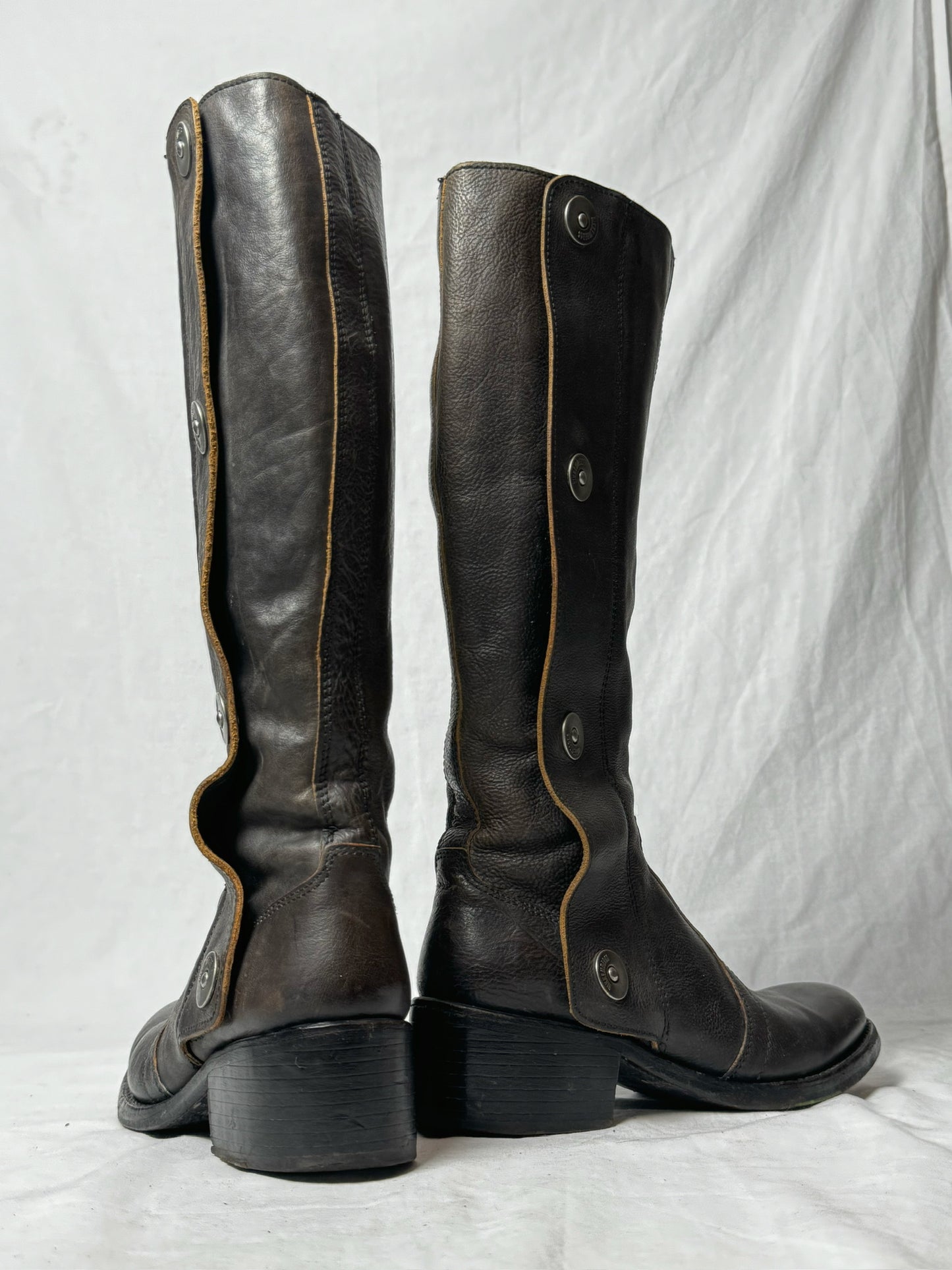DIRK BIKKEMBERGS STUD BOOT