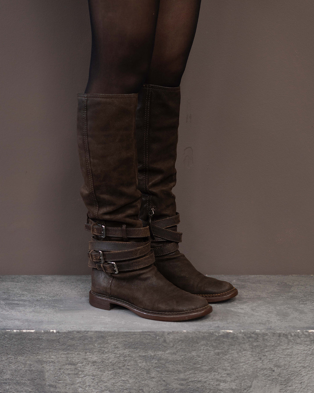MIU MIU BROWN BUCKLE BOOTS (EU 39)
