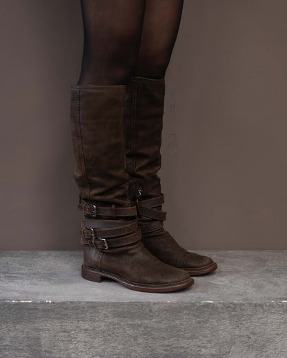 MIU MIU BROWN BUCKLE BOOTS (EU 39)