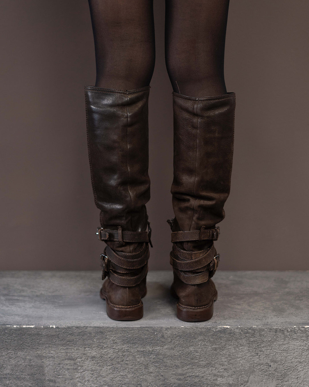 MIU MIU BROWN BUCKLE BOOTS (EU 39)