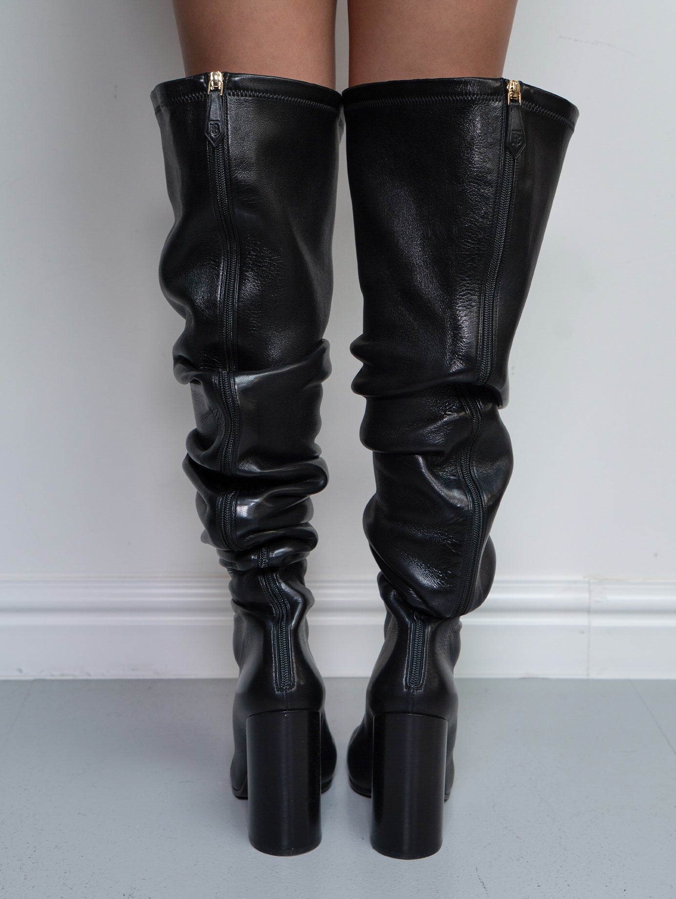 BURBERRY KNEE HIGH BOOTS (EU 38)