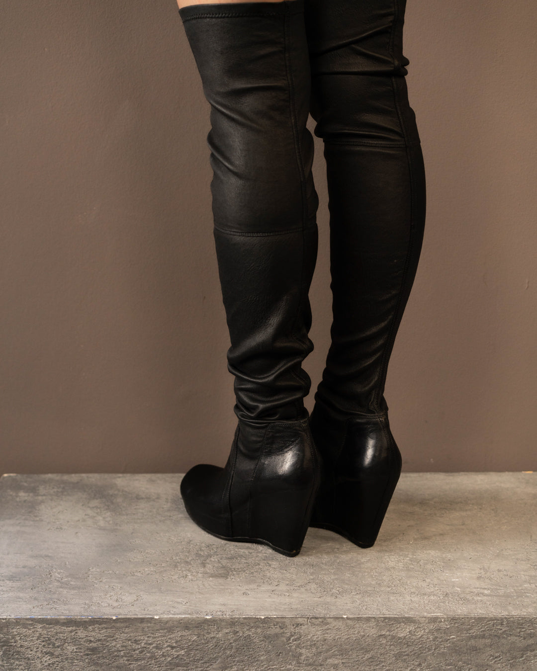 RICK OWENS GLOVE WEDGE KNEE HIGH BOOTS (EU 41)
