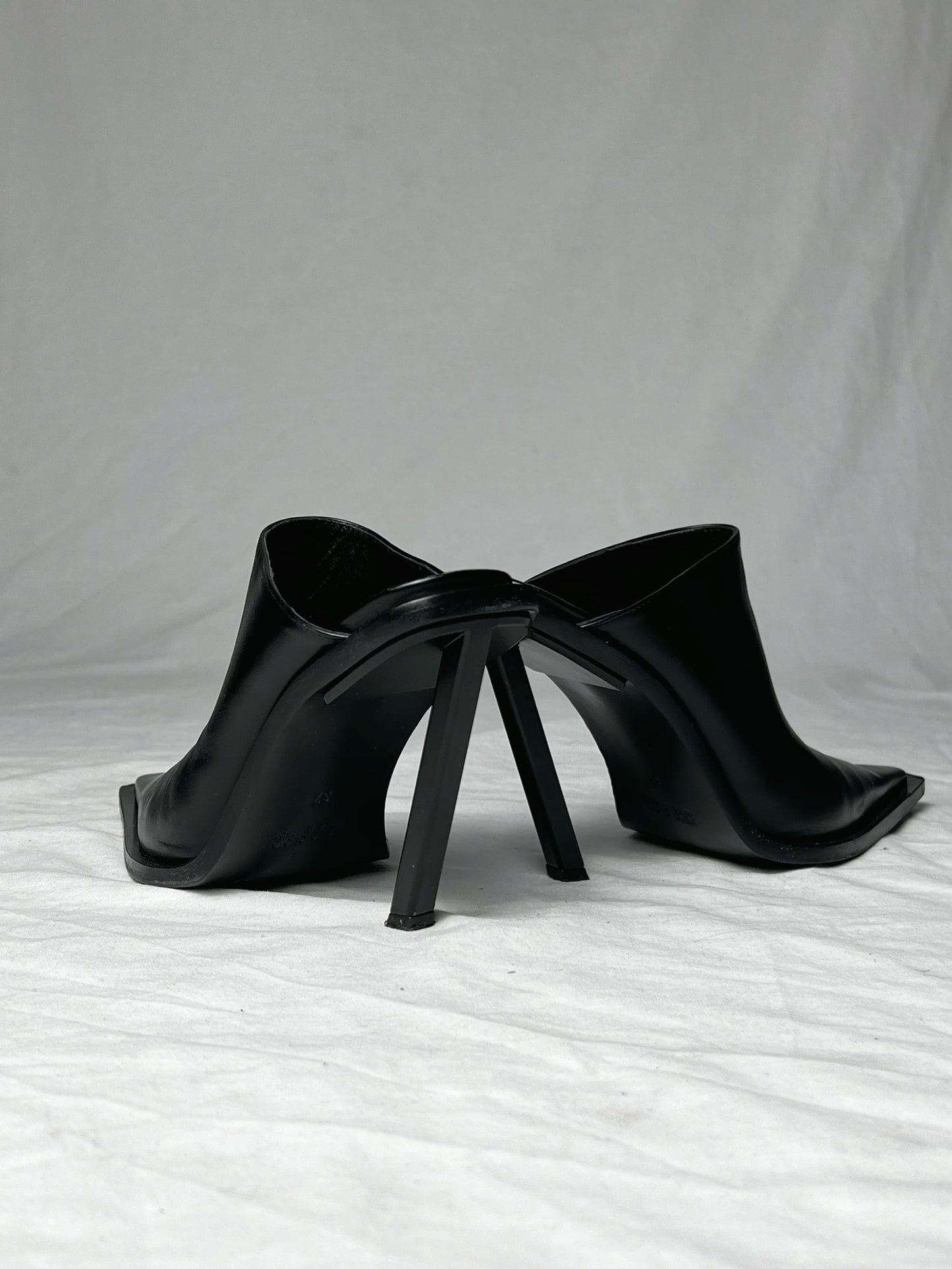 ANN DEMEULEMEESTER MULE HEELS