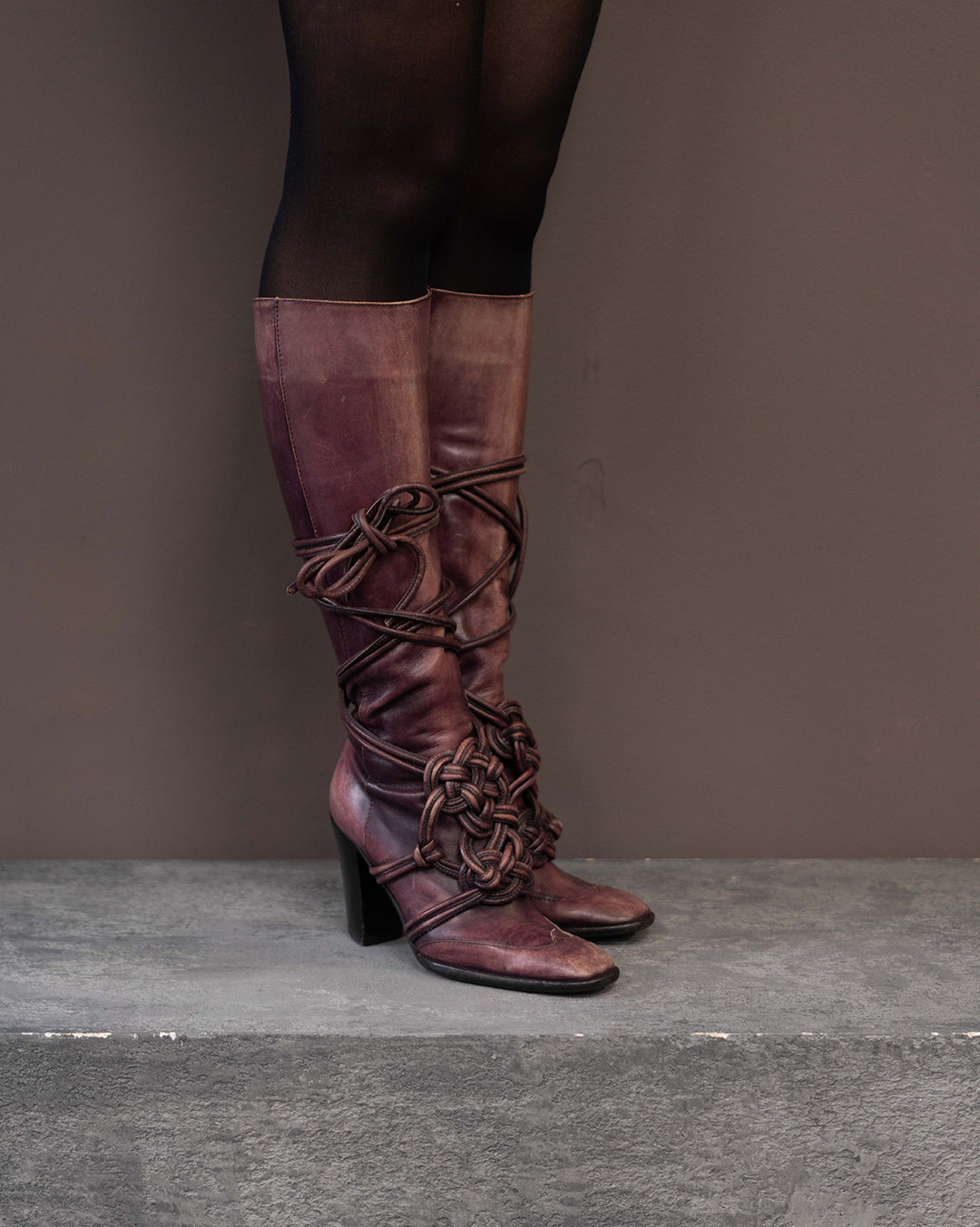 YVES SAINT LAURENT F/W 2002 RUNWAY BOOTS (EU 36)