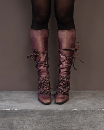 YVES SAINT LAURENT F/W 2002 RUNWAY BOOTS (EU 36)