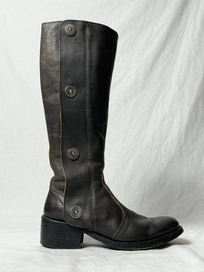 DIRK BIKKEMBERGS STUD BOOT