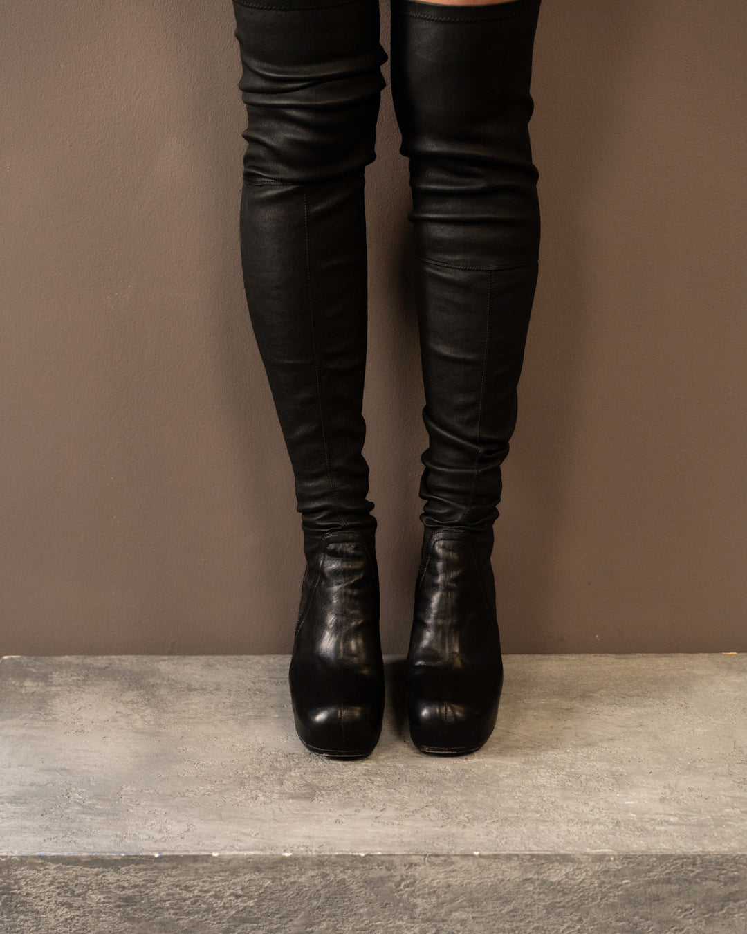 RICK OWENS GLOVE WEDGE KNEE HIGH BOOTS (EU 41)
