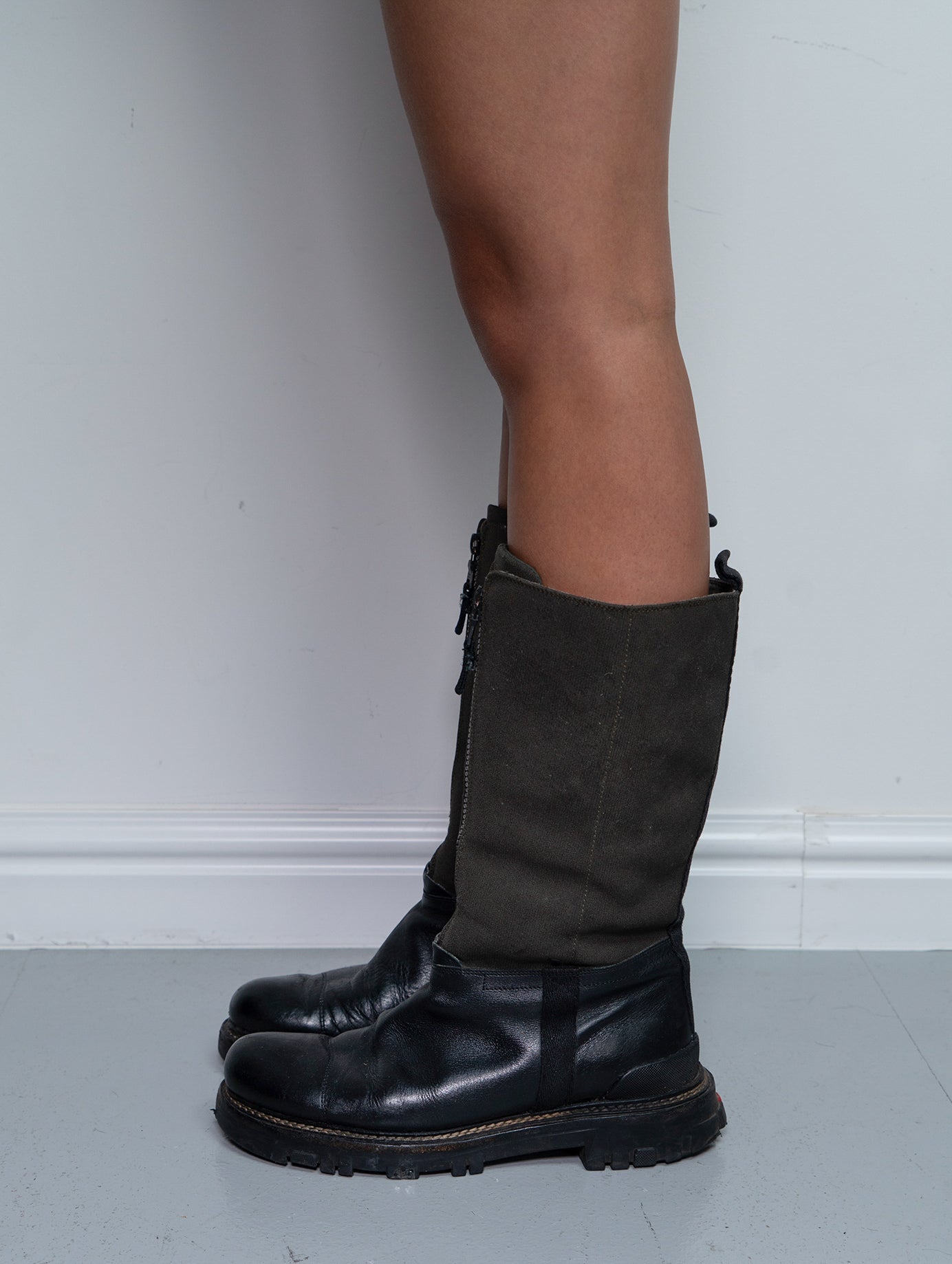 PRADA COMBAT BOOTS (EU 38)