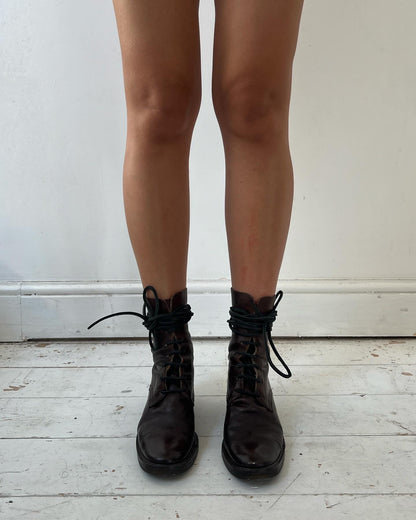 ANN DEMEULEMEESTER LACE UP BOOTS (EU 38)