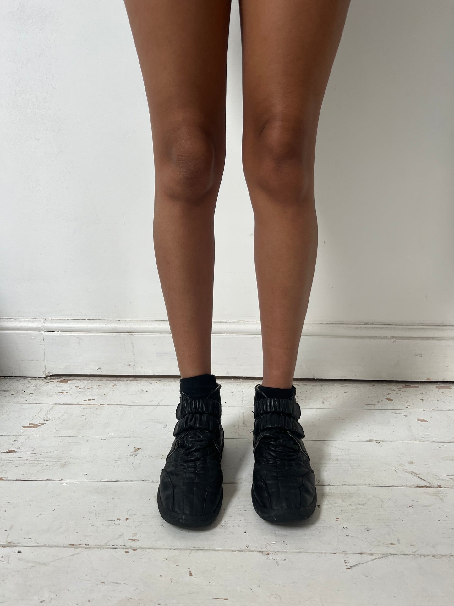 MARGIELA STRAP SHOES (EU 39, FITS LIKE 38)