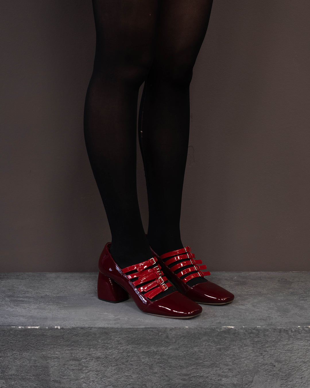 MIU MIU PATENT MARY JANES (EU 40)