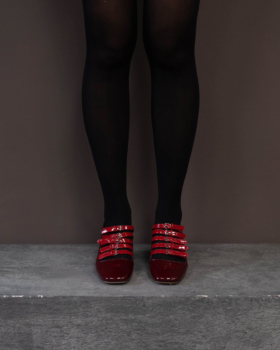 MIU MIU PATENT MARY JANES (EU 40)