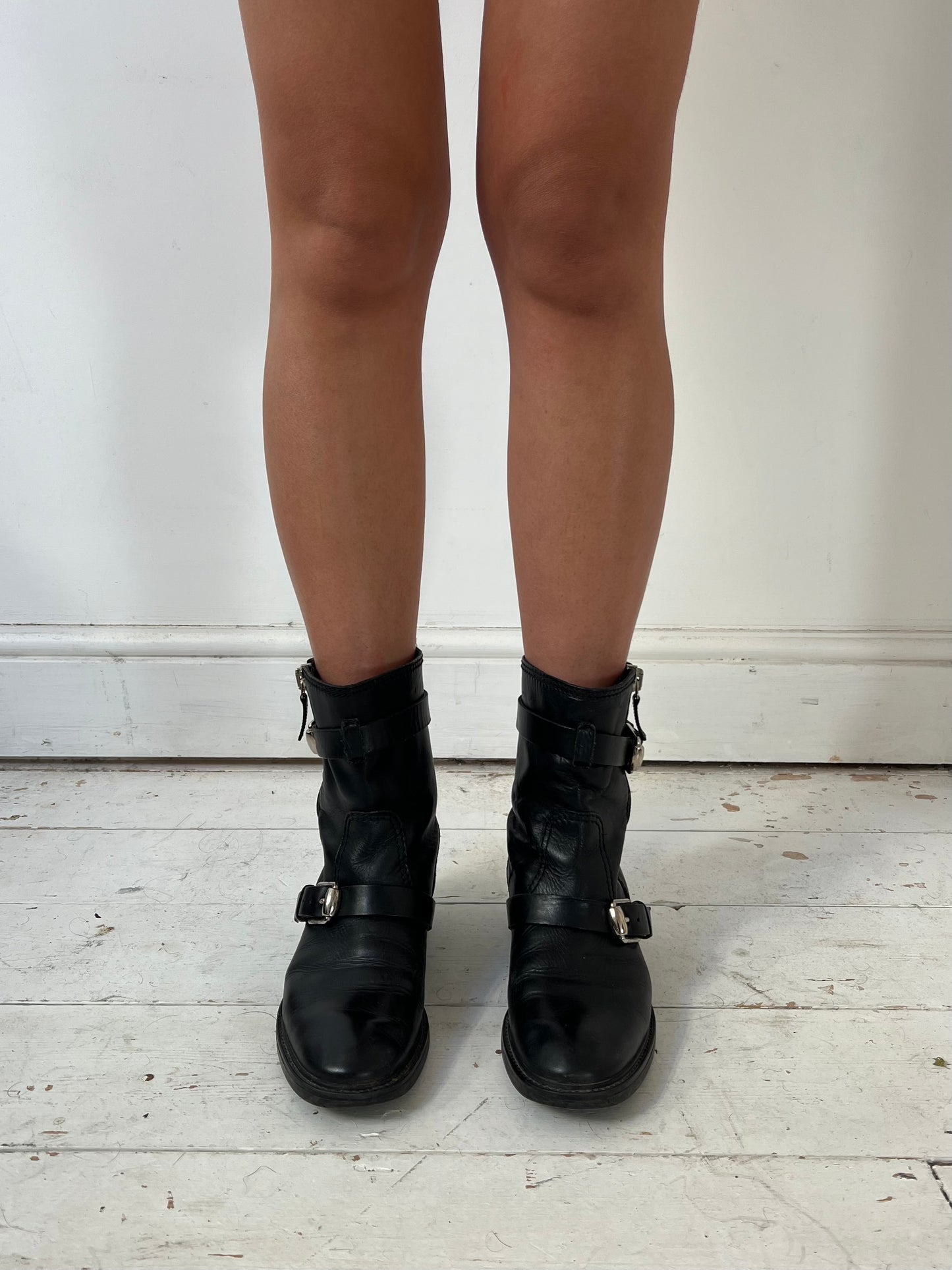 GUCCI BIKER BOOTS (EU 39)