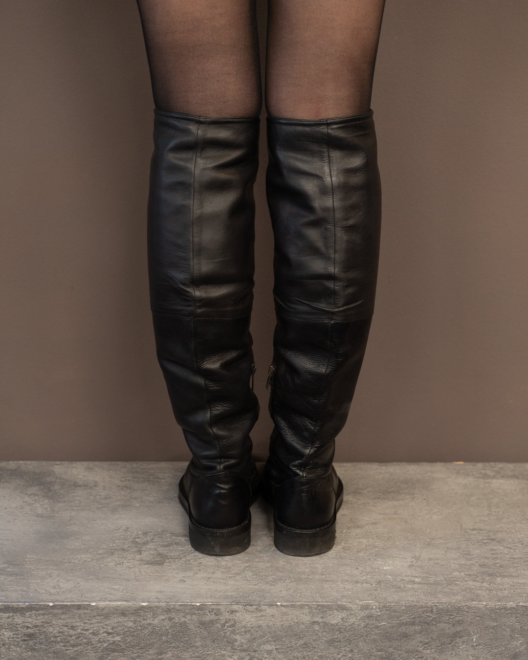 ANN DEMEULEMEESTER KNEE HIGH BOOTS (EU 39, FITS LIKE 40)