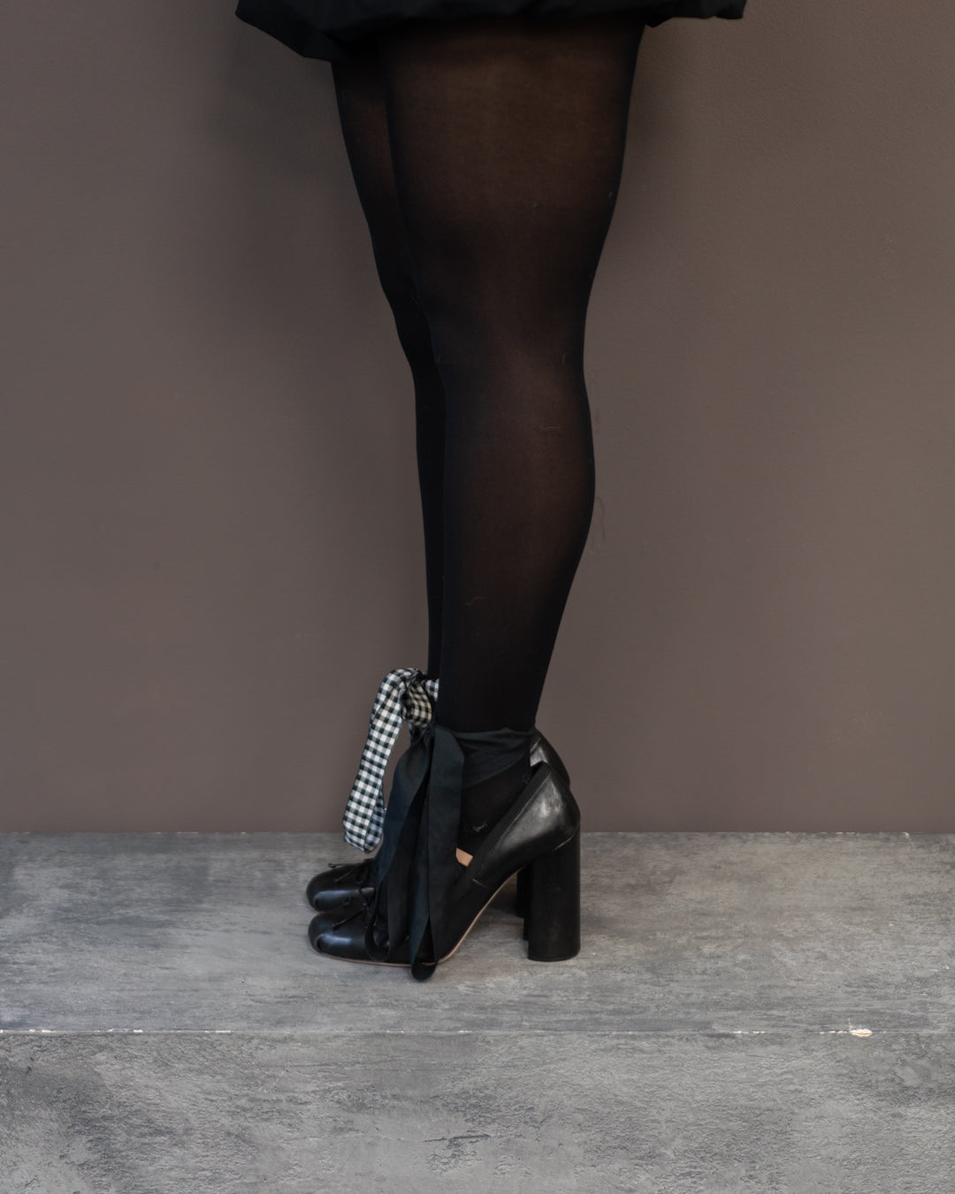 MIU MIU MARY JANE HEELS (EU 39)