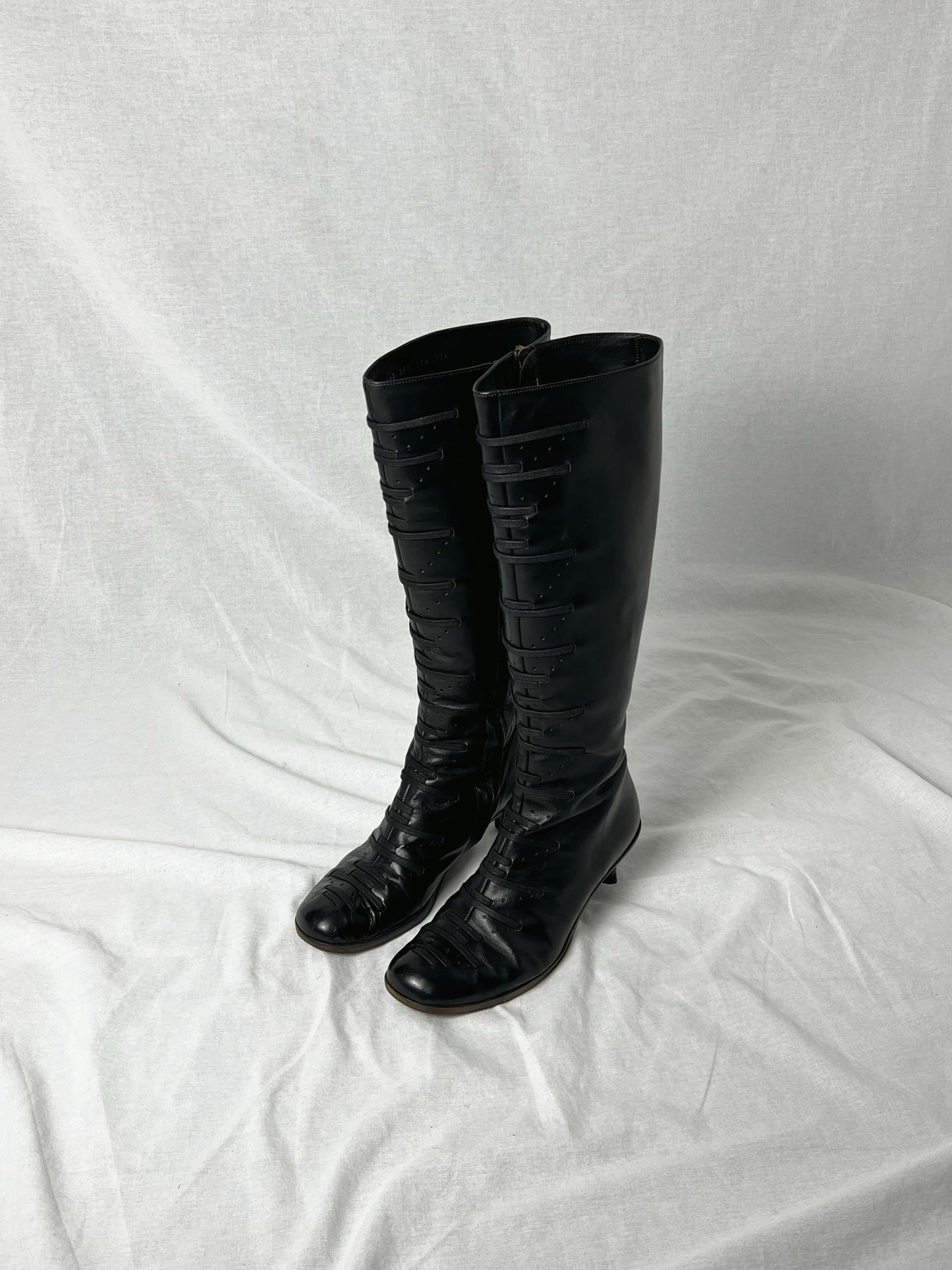 DRIES VAN NOTEN LACE STYLE BOOT