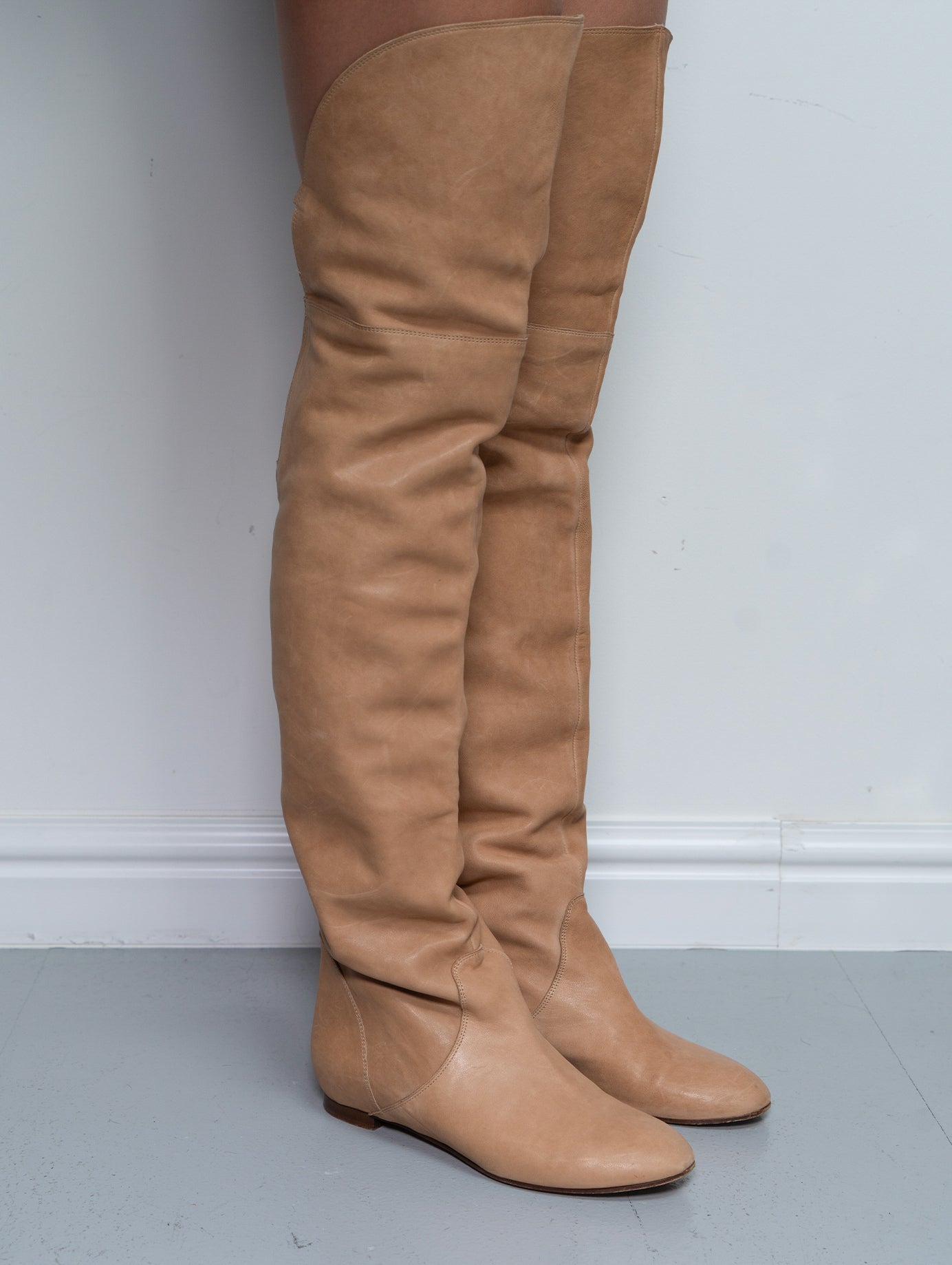 CHLOÉ KNEE HIGH BOOTS (EU 39)