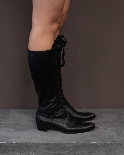 MIU MIU LEATHER LACE UP BOOTS (EU 37.5)