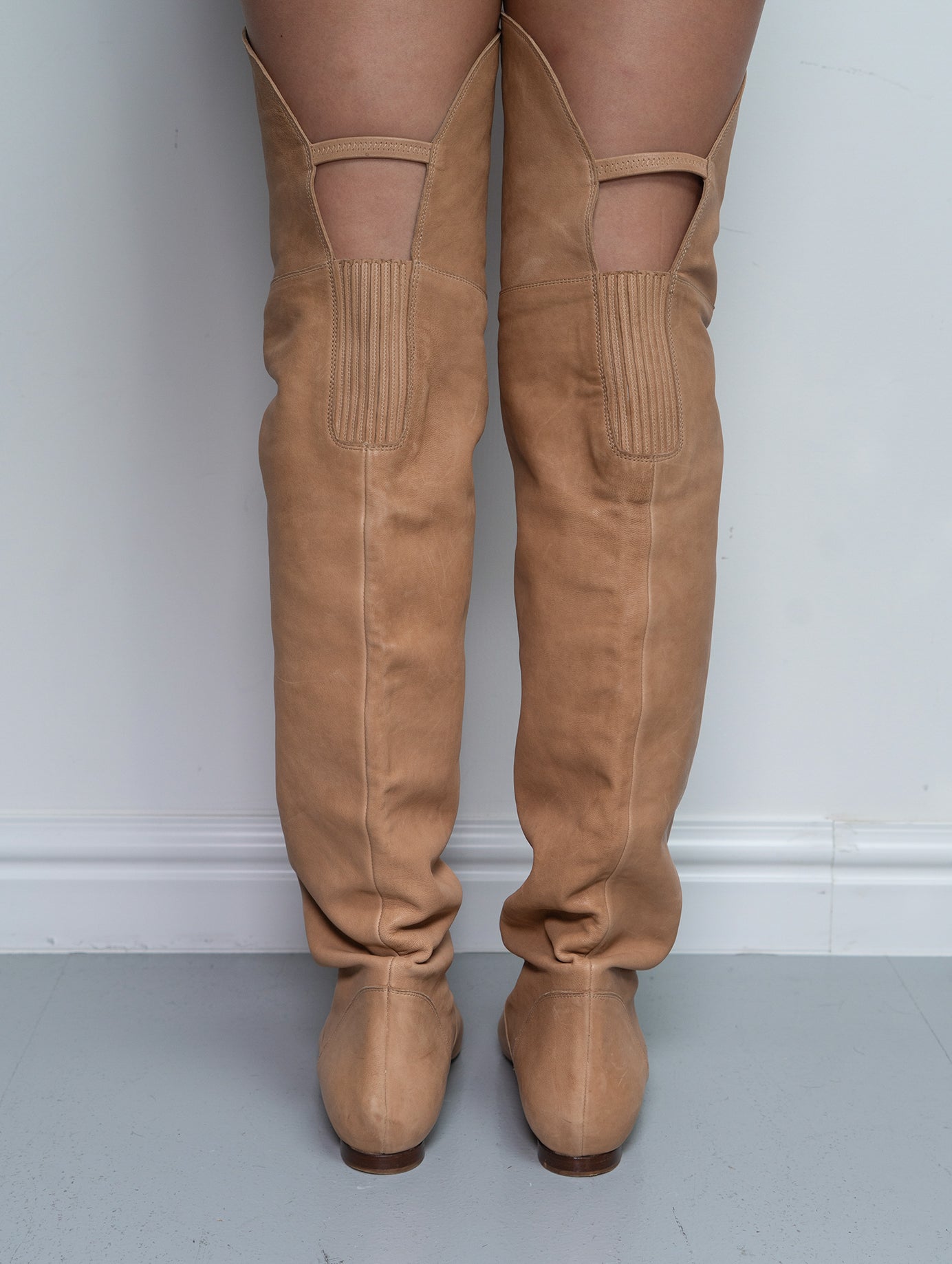 CHLOÉ KNEE HIGH BOOTS (EU 39)