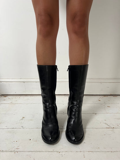 COSTUME NATIONAL LEATHER CALF BOOTS (EU 37.5)