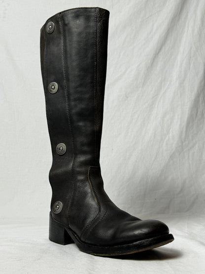 DIRK BIKKEMBERGS STUD BOOT