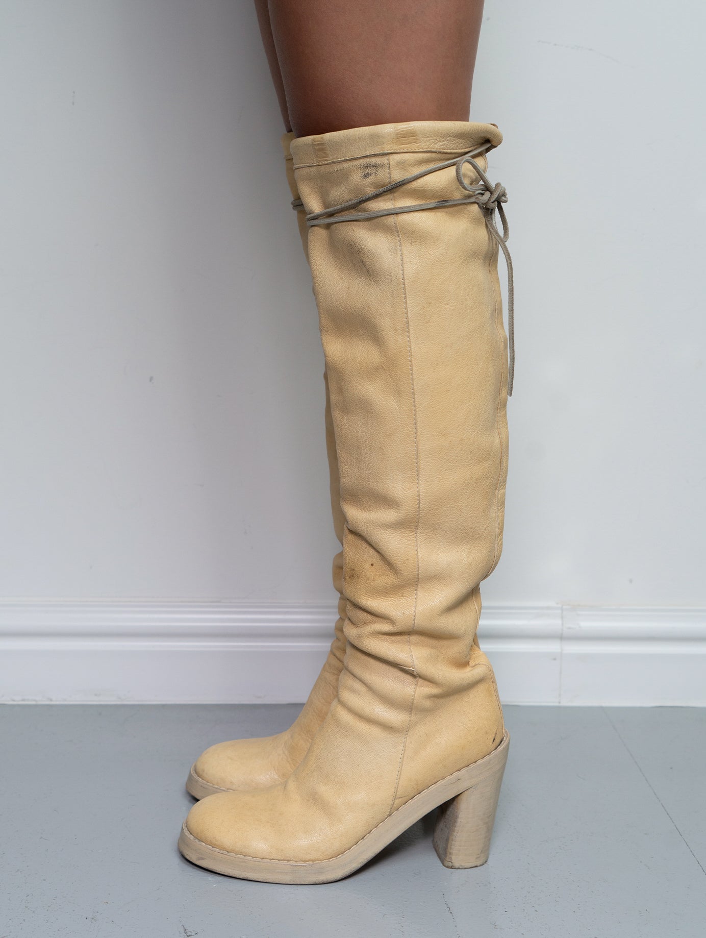ANN DEMEULEMEESTER KNEE HIGH BOOTS (EU 38.5)